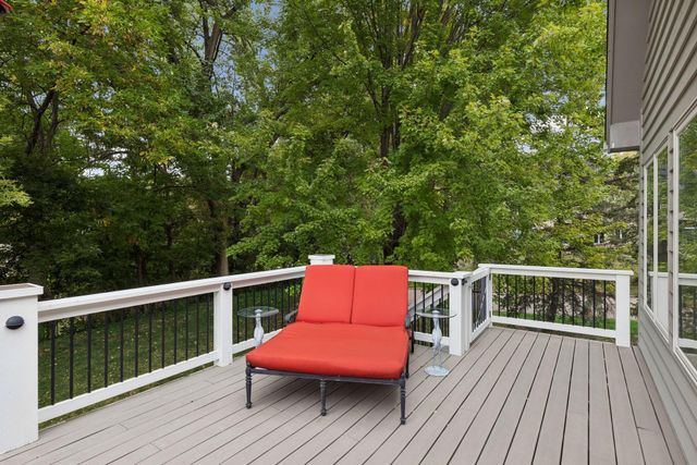 16465 Eagle Ridge Drive, Minnetonka, MN 55345