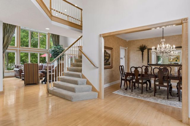 16465 Eagle Ridge Drive, Minnetonka, MN 55345