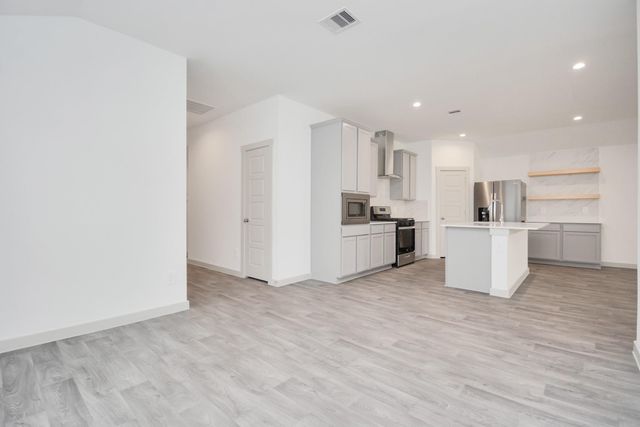 12814 Heddington Grove Lane, Houston, TX 77047