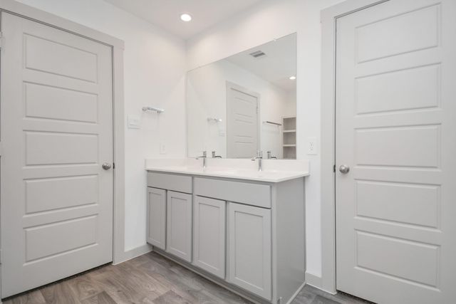 12814 Heddington Grove Lane, Houston, TX 77047