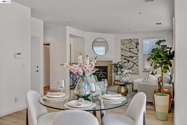 221 Dutra Vernaci Dr., Union City, CA 94587