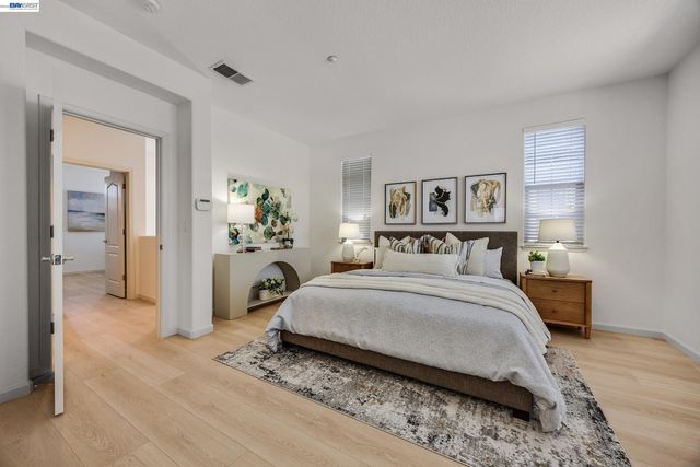 221 Dutra Vernaci Dr., Union City, CA 94587