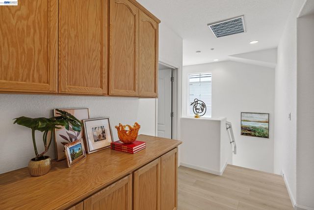 221 Dutra Vernaci Dr., Union City, CA 94587