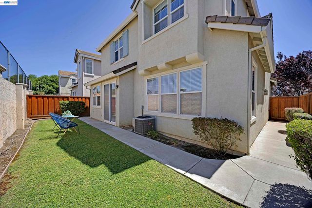 221 Dutra Vernaci Dr., Union City, CA 94587