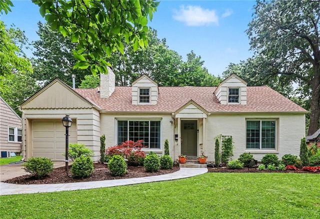 6923 Dearborn Street, Overland Park, KS 66204