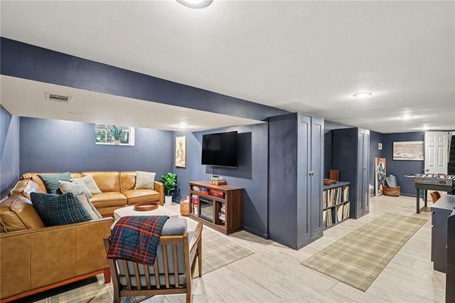 6923 Dearborn Street, Overland Park, KS 66204