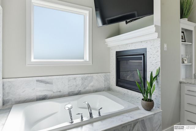 6341 Russell Emmett Court, Papillion, NE 68133
