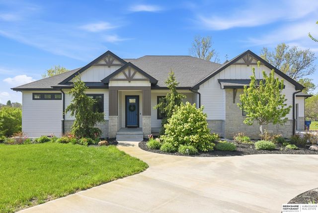 6341 Russell Emmett Court, Papillion, NE 68133