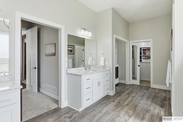 6341 Russell Emmett Court, Papillion, NE 68133