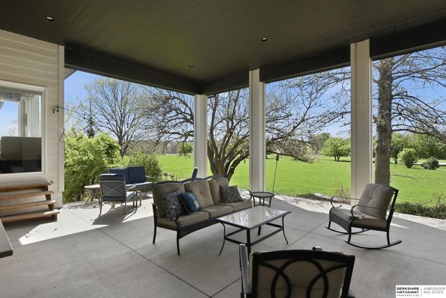 6341 Russell Emmett Court, Papillion, NE 68133