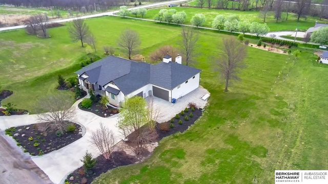 6341 Russell Emmett Court, Papillion, NE 68133