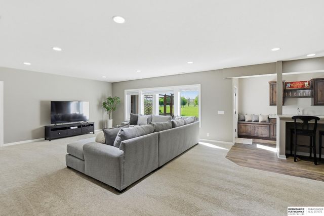 6341 Russell Emmett Court, Papillion, NE 68133