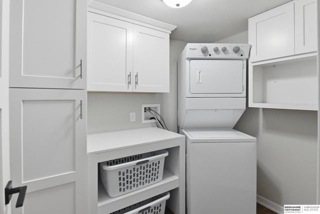 6341 Russell Emmett Court, Papillion, NE 68133