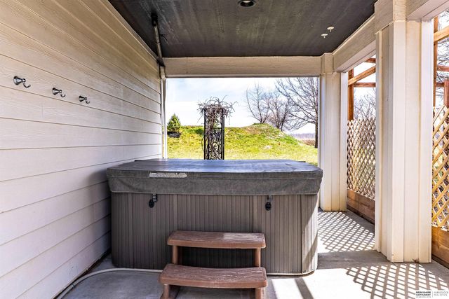 6341 Russell Emmett Court, Papillion, NE 68133