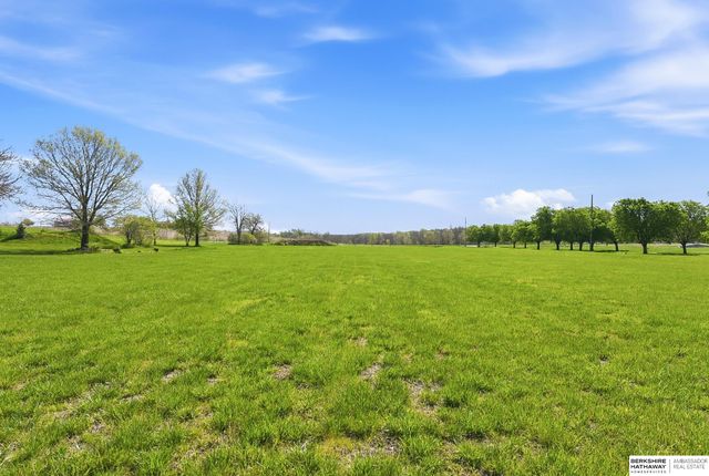 6341 Russell Emmett Court, Papillion, NE 68133