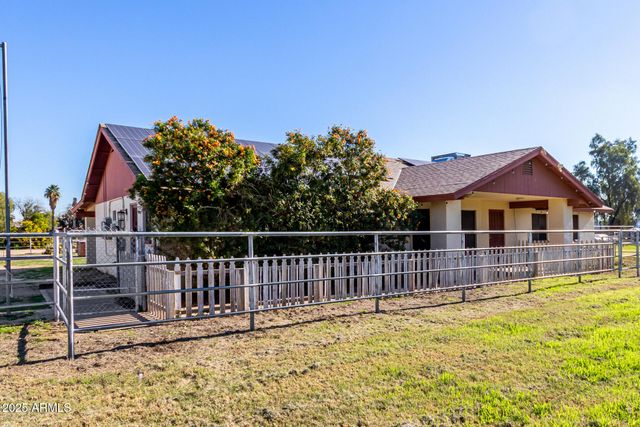 7425 N ALSUP Avenue, Litchfield Park, AZ 85340