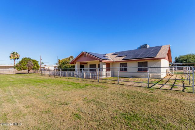 7425 N ALSUP Avenue, Litchfield Park, AZ 85340