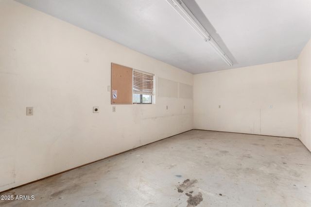 7425 N ALSUP Avenue, Litchfield Park, AZ 85340