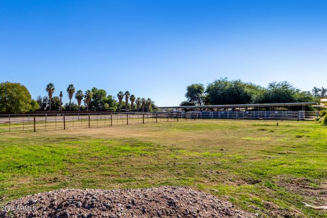 7425 N ALSUP Avenue, Litchfield Park, AZ 85340