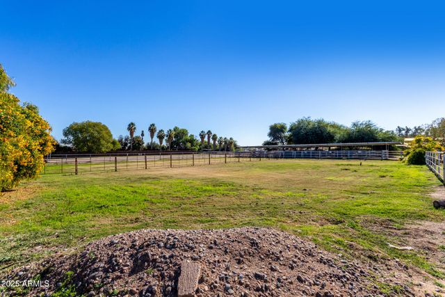 7425 N ALSUP Avenue, Litchfield Park, AZ 85340