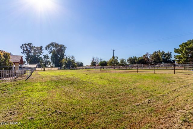 7425 N ALSUP Avenue, Litchfield Park, AZ 85340