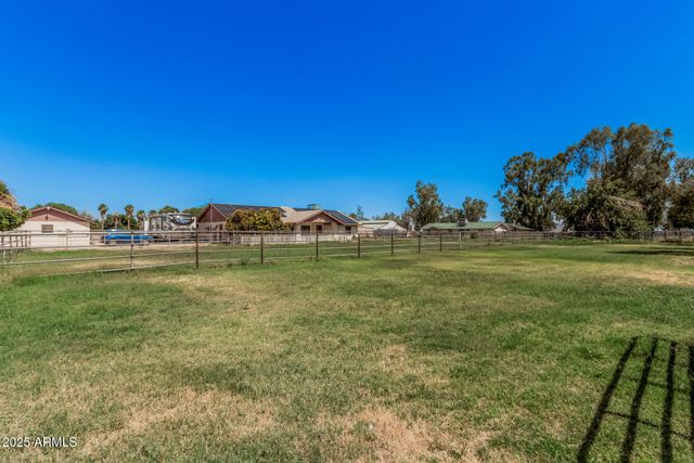 7425 N ALSUP Avenue, Litchfield Park, AZ 85340