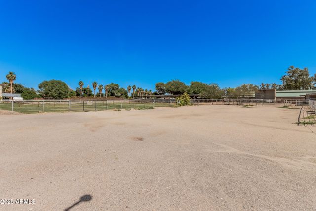 7425 N ALSUP Avenue, Litchfield Park, AZ 85340
