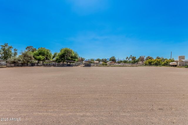 7425 N ALSUP Avenue, Litchfield Park, AZ 85340