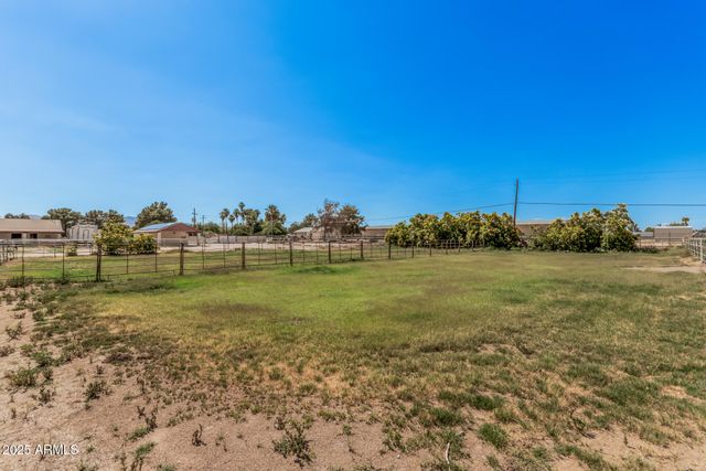 7425 N ALSUP Avenue, Litchfield Park, AZ 85340