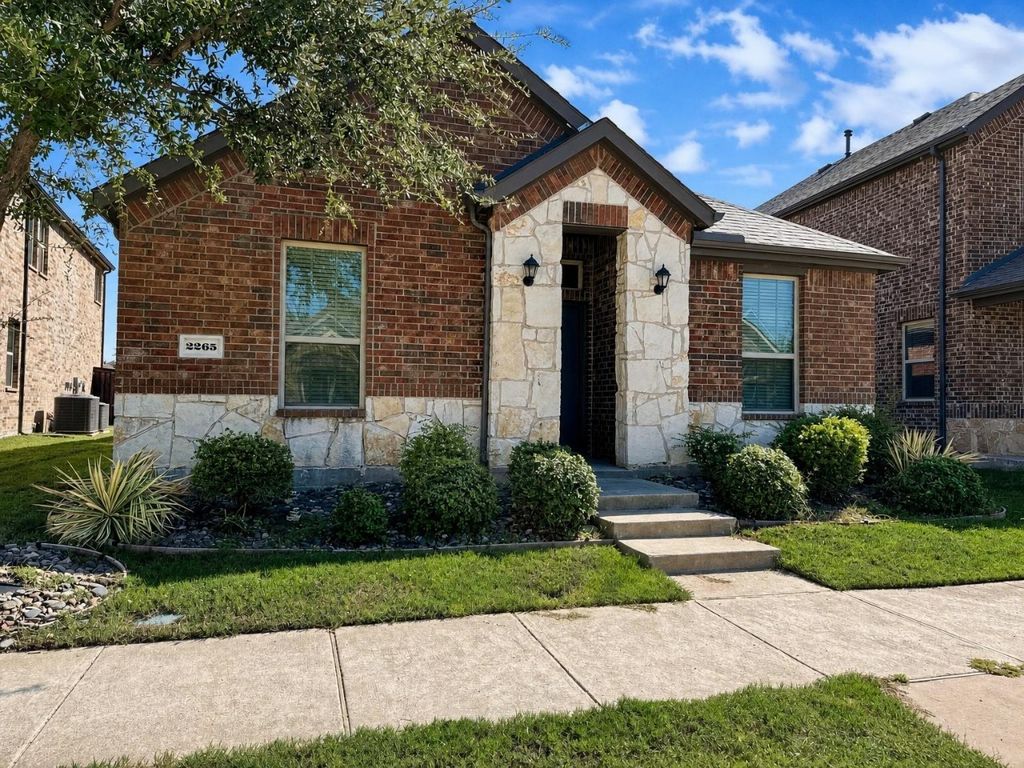 2265 Barx Drive, Little Elm, TX 75068