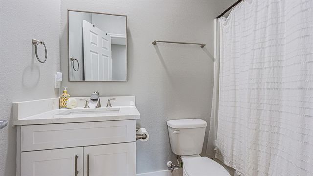 2405 S 69TH STREET, Tampa, FL 33619