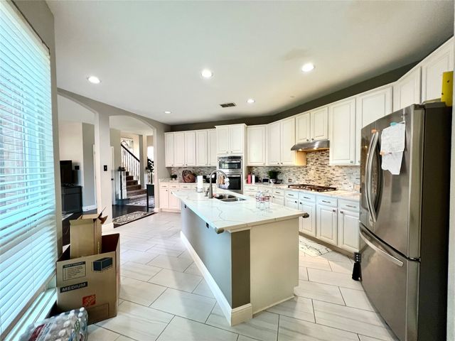 9704 Congressional Drive, Plano, TX 75025