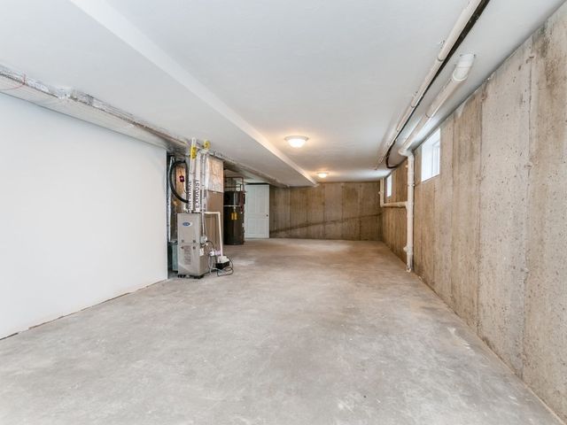 182 Cushing St 182, Cambridge, MA 02138