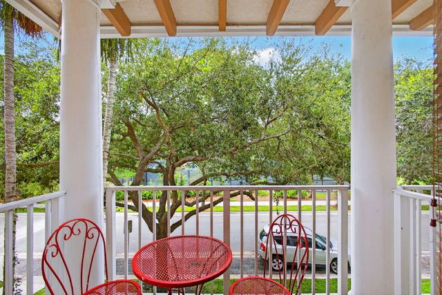 1562 Grande Cull Way, Jupiter, FL 33458