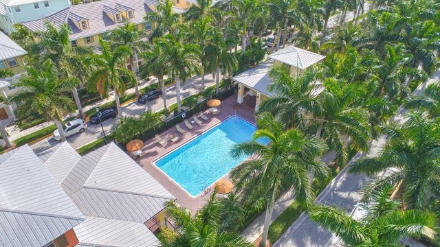 1562 Grande Cull Way, Jupiter, FL 33458