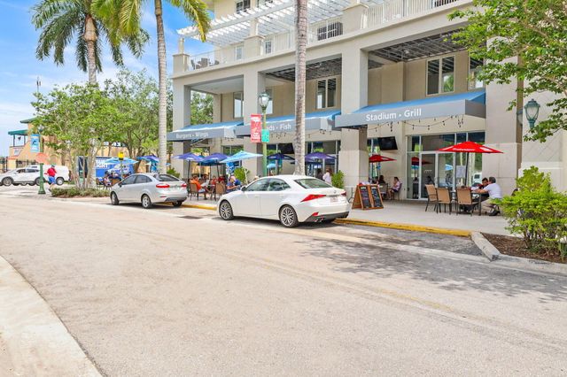 1562 Grande Cull Way, Jupiter, FL 33458