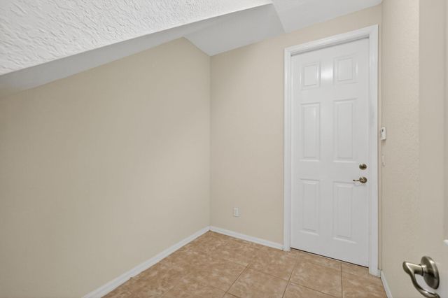 1562 Grande Cull Way, Jupiter, FL 33458