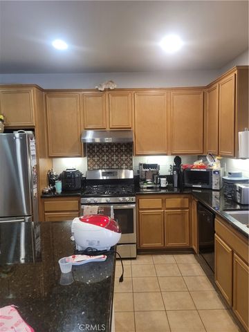 10242 Allie, Hesperia, CA 92345