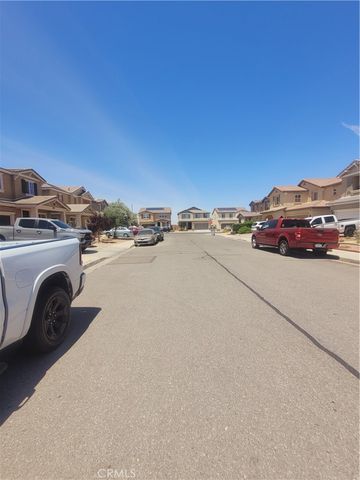 10242 Allie, Hesperia, CA 92345