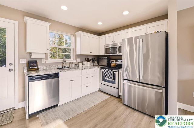 312 Central Park Avenue, Bethlehem City, PA 18018