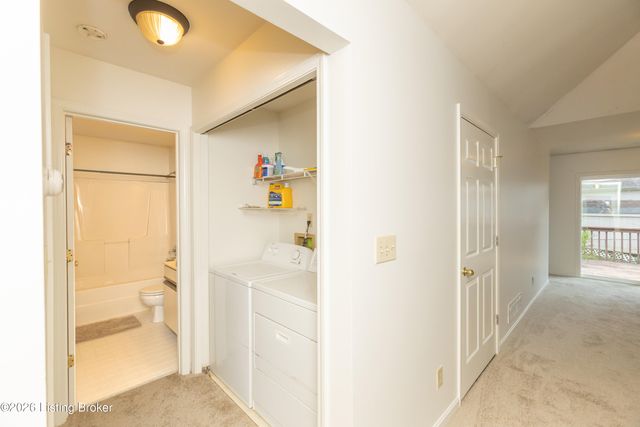 10526 Going Ct, Louisville, KY 40241