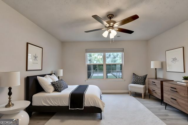 437 Crested View Drive, Loganville, GA 30052