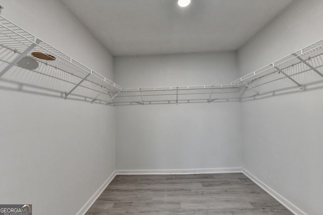 437 Crested View Drive, Loganville, GA 30052