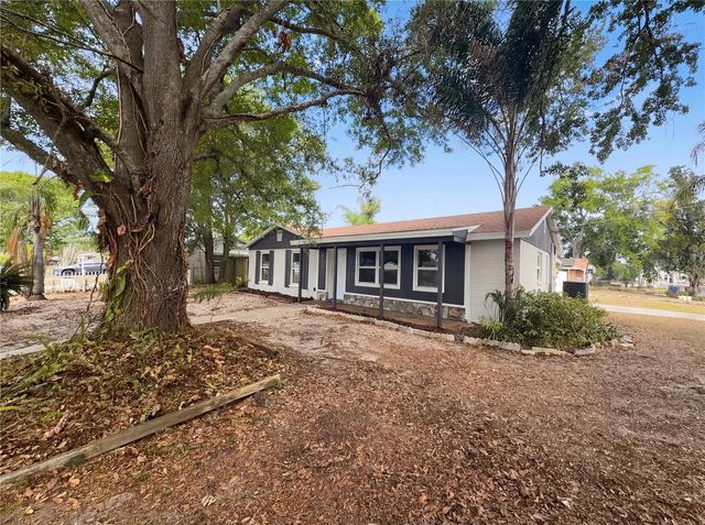 2126 SMITHFIELD CIRCLE S, Lakeland, FL 33801