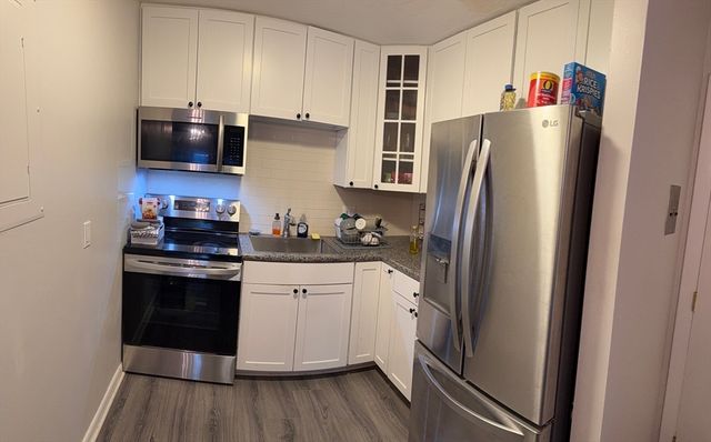 416 Belgrade Ave 6, Boston, MA 02132