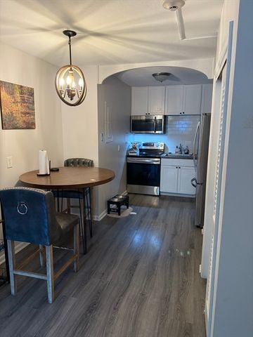 416 Belgrade Ave 6, Boston, MA 02132