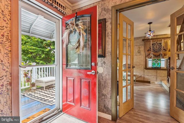 947 MARTIN RD, Baltimore, MD 21221