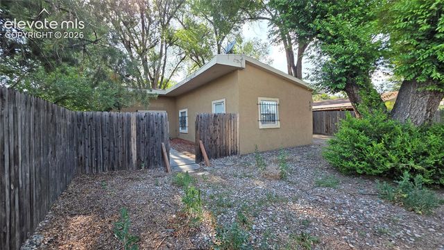 537 Crockett Lane, Colorado Springs, CO 80905