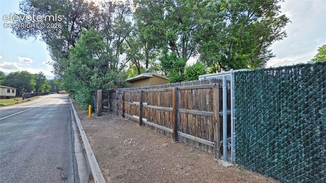 537 Crockett Lane, Colorado Springs, CO 80905
