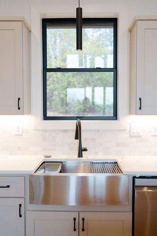 386 Mountain Laurel Ridge, Mineral Bluff, GA 30559